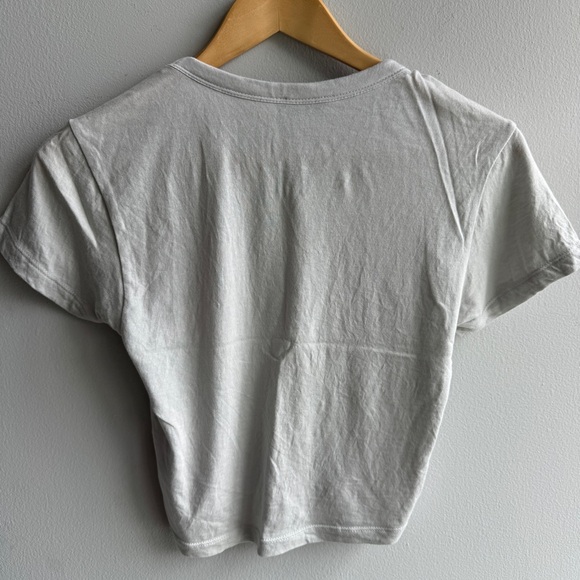 WeWoreWhat Women's Gray Cropped T-Shirt - Picture 4 of 4